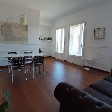 Hs4U Duomo View Art & Design Apartment Close To Central Train Station Firenze Kültér fotó